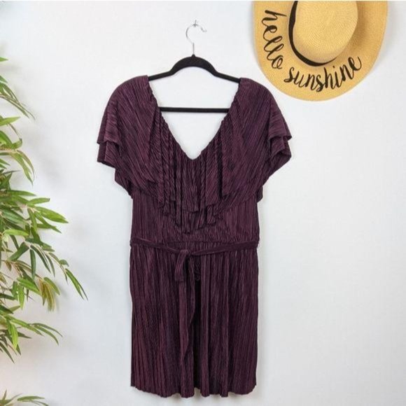 OML Deep Purple Plisse Pleat Flutter Sleeve Dress M Cocktail Party Wedding - Picture 3 of 10